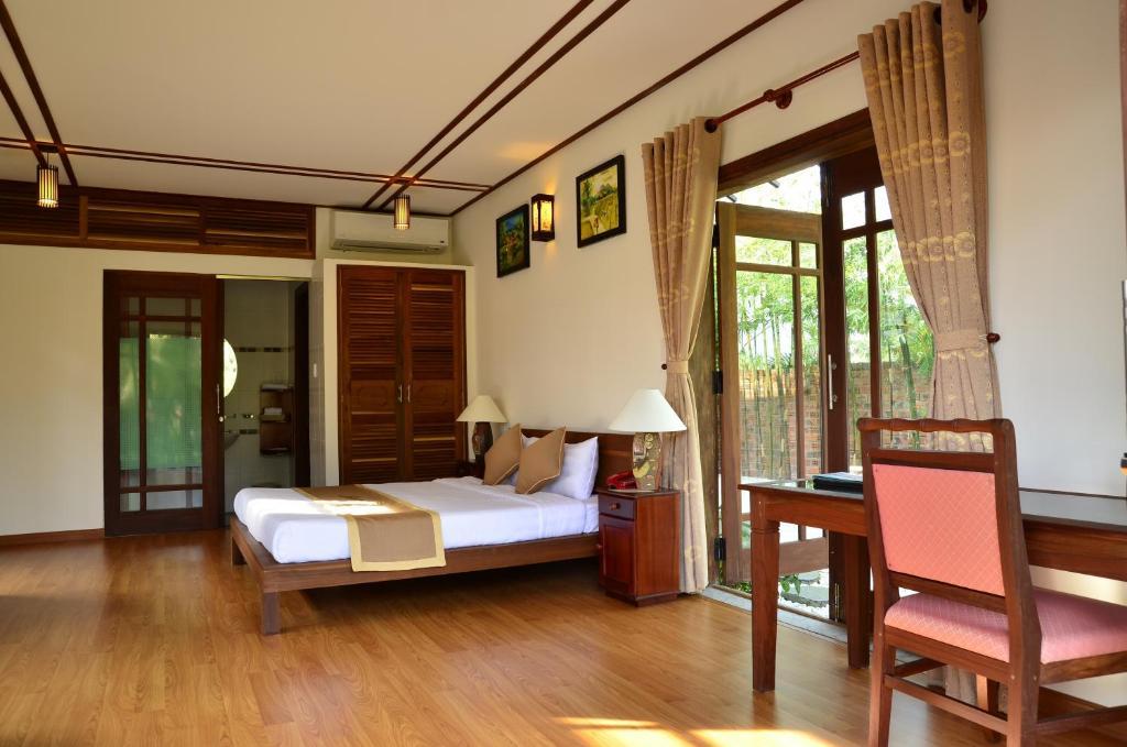 Riverside Bamboo Resort Hoi An Værelse billede